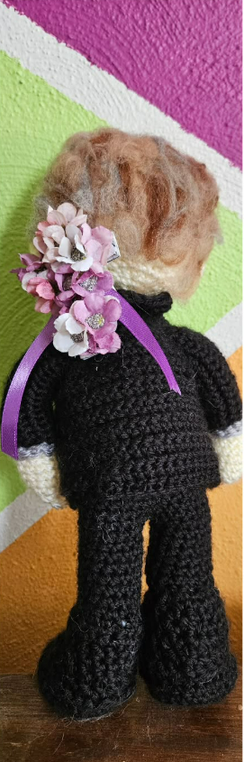 Cemetary Zombie (Night of the Living Dead 1990) - Image 2